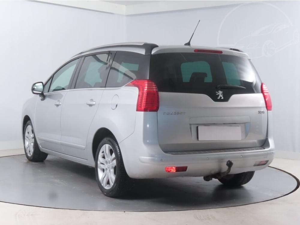 2011 Peugeot 5008 - 4
