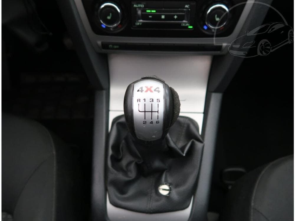 2010 Škoda OCTAVIA - 13