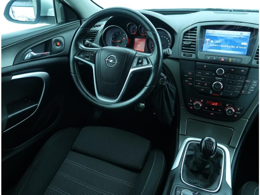2010 Opel INSIGNIA - 7