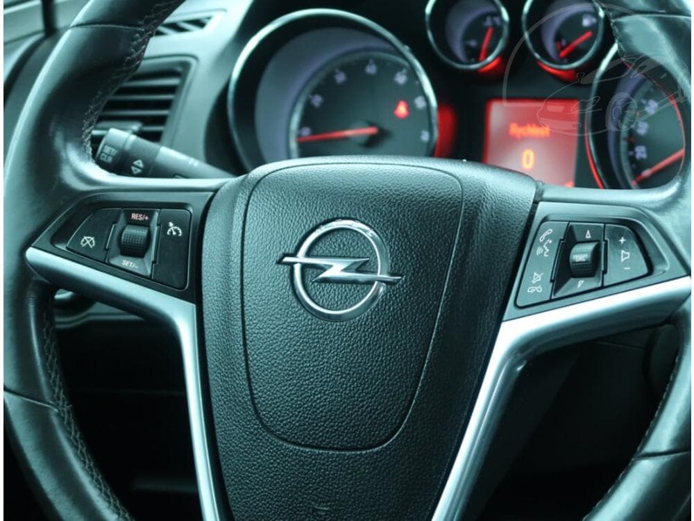 2010 Opel INSIGNIA - 15