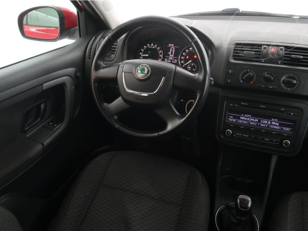 2014 Škoda FABIA - 7