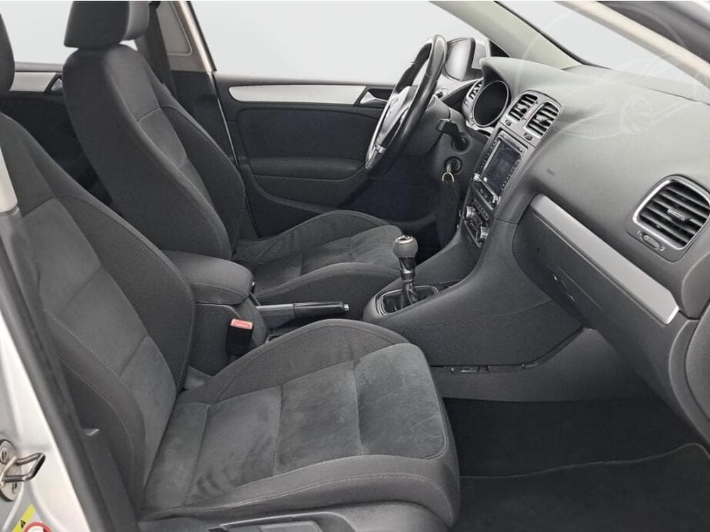 2009 Volkswagen GOLF - 9