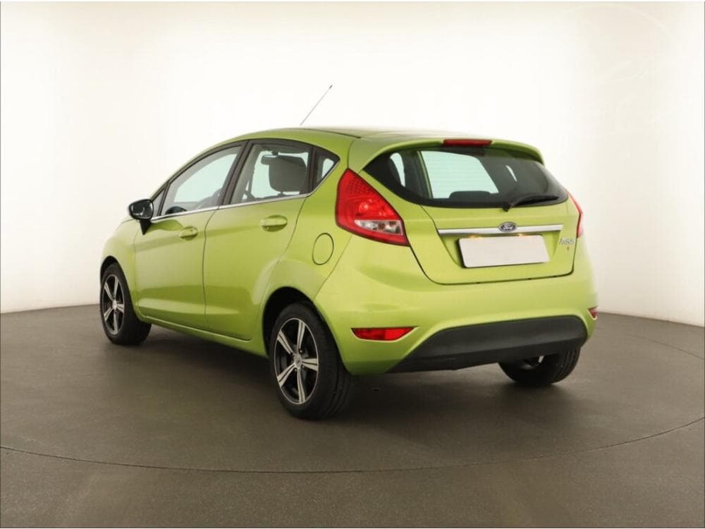 2009 Ford FIESTA - 4