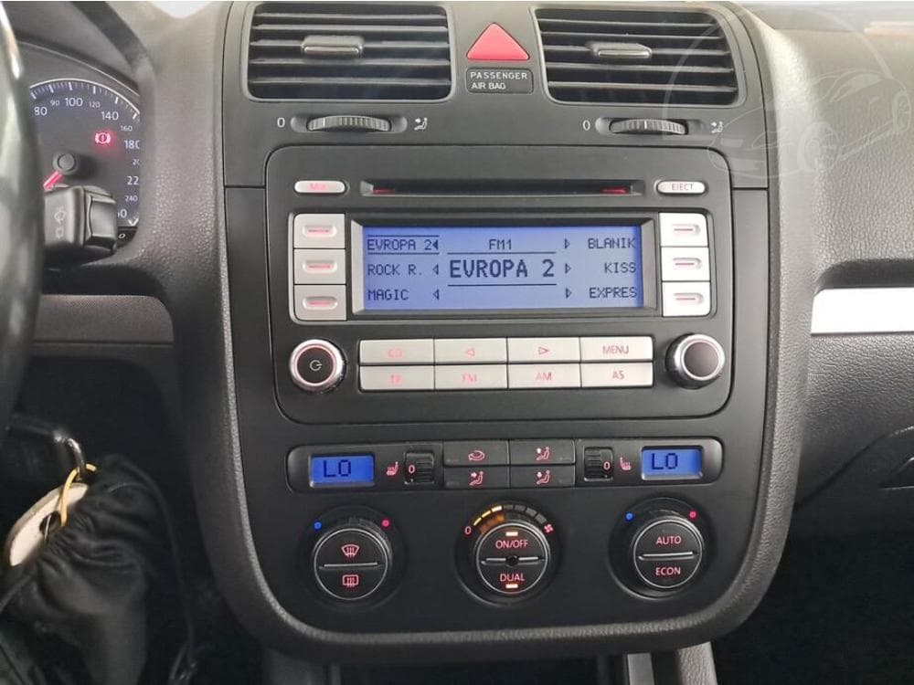 2006 Volkswagen GOLF - 11