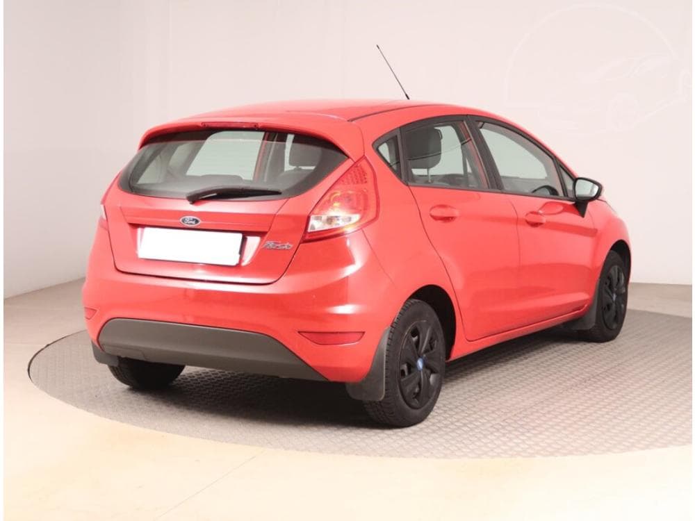 2010 Ford FIESTA - 5