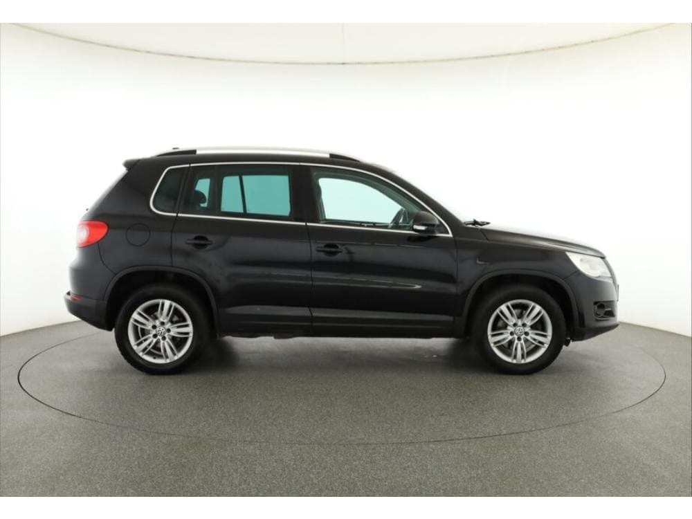 2008 Volkswagen TIGUAN - 6