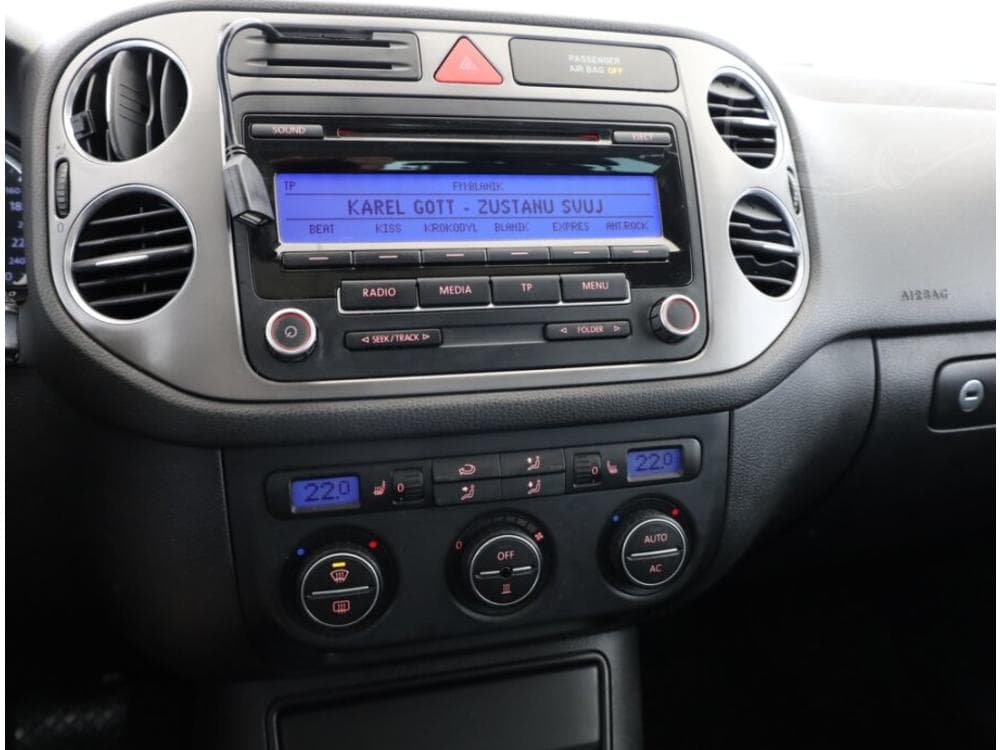 2008 Volkswagen TIGUAN - 9