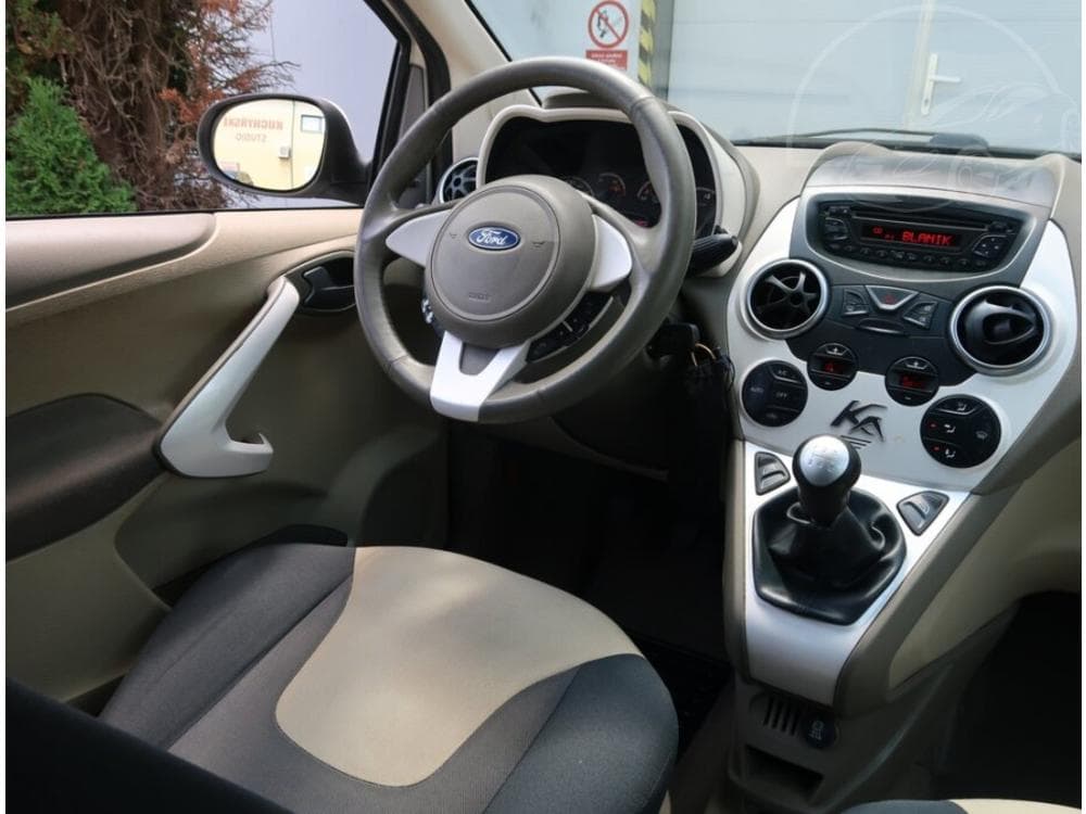 2009 Ford KA - 7