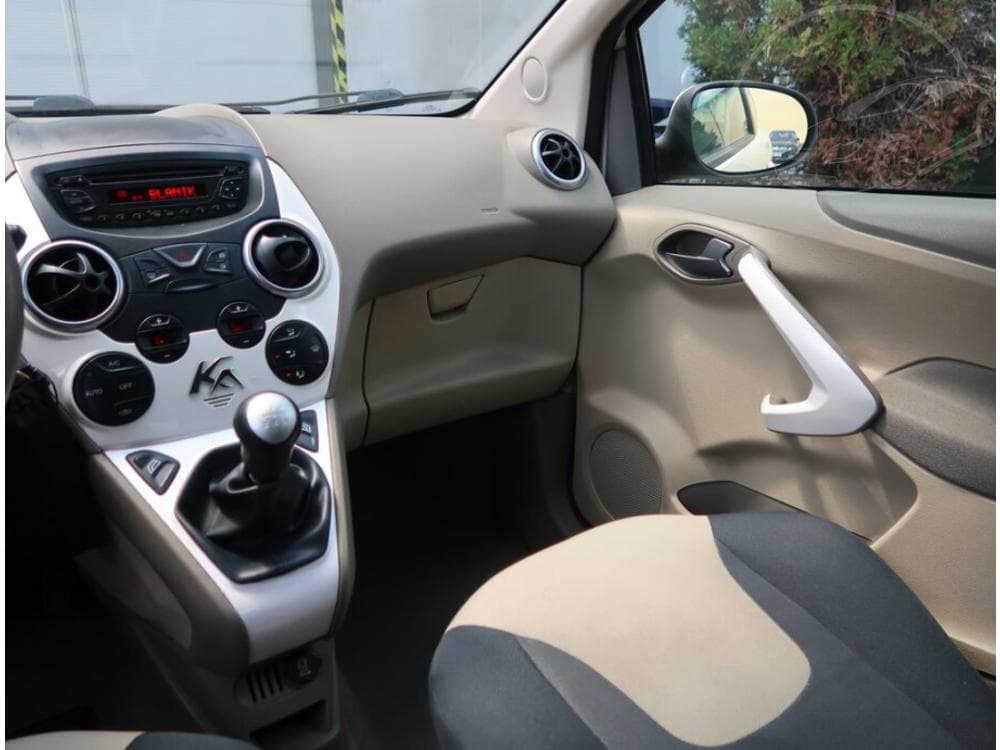 2009 Ford KA - 8