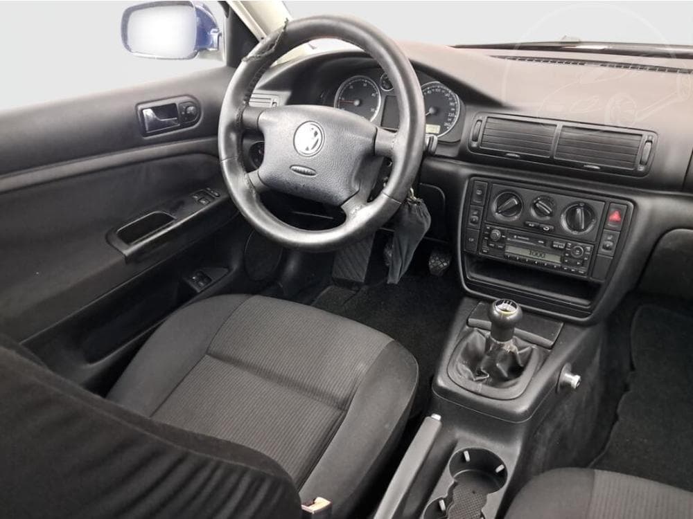 2002 Volkswagen PASSAT - 7
