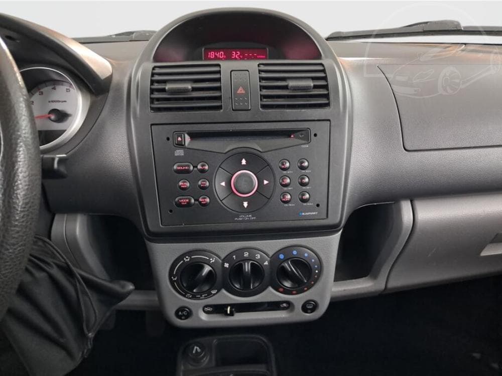 2005 Suzuki IGNIS - 12