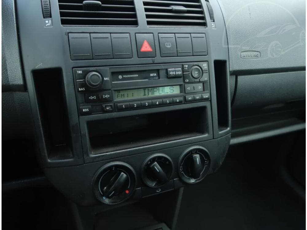 2003 Volkswagen POLO - 12