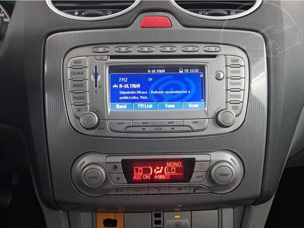 2008 Ford FOCUS - 12