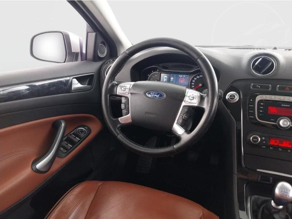 2011 Ford MONDEO - 7