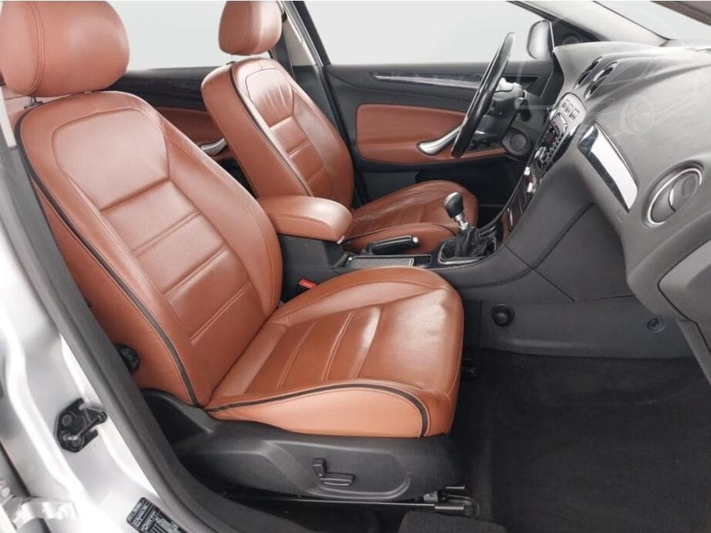 2011 Ford MONDEO - 9