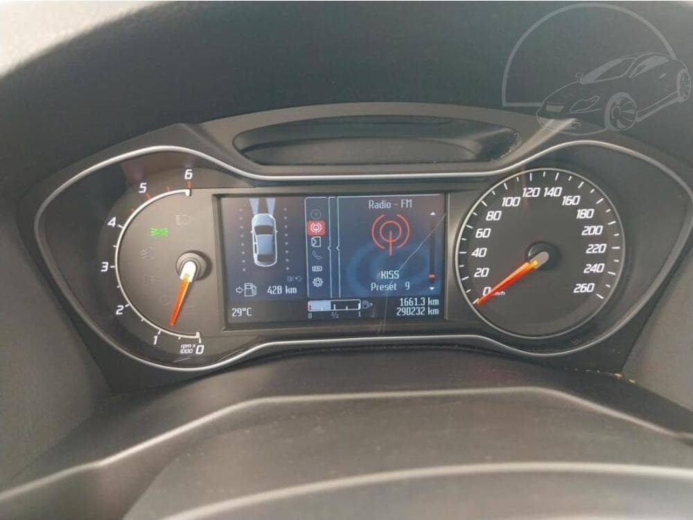 2011 Ford MONDEO - 11