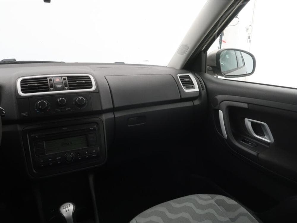 2009 Škoda FABIA - 8