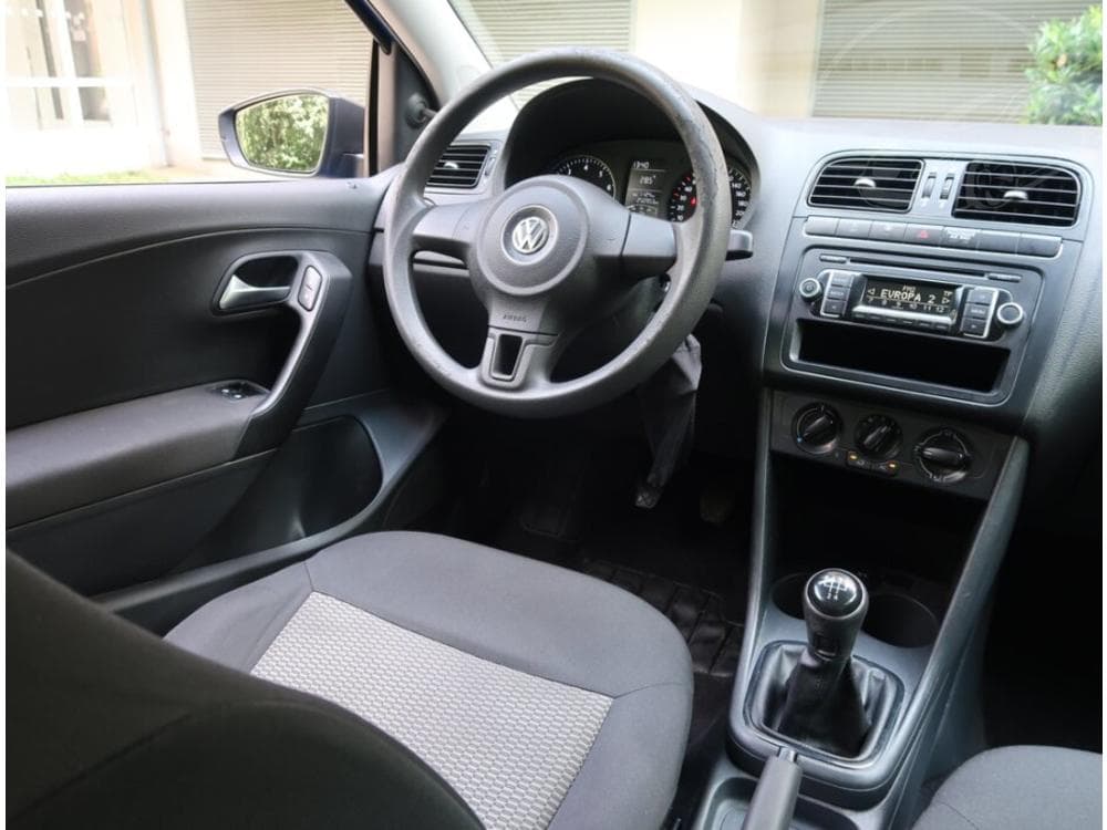 2013 Volkswagen POLO - 7