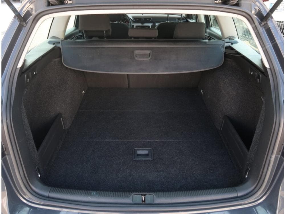 2012 Volkswagen PASSAT - 13