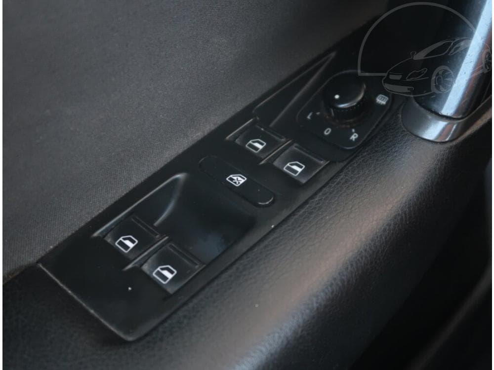 2012 Volkswagen PASSAT - 15