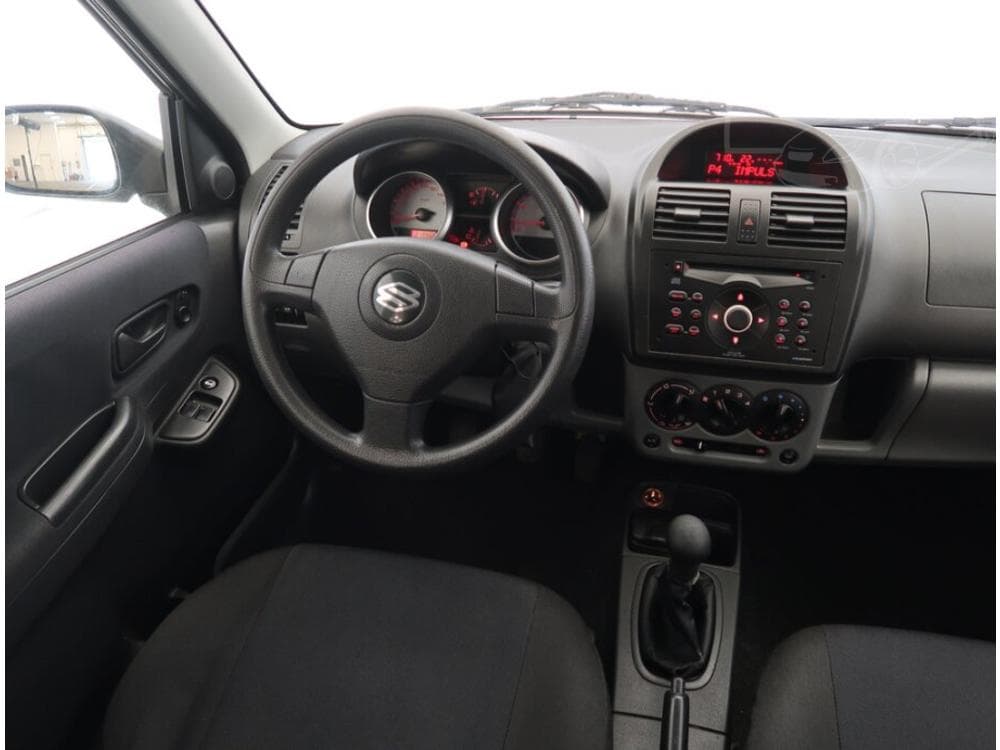 2004 Suzuki IGNIS - 7