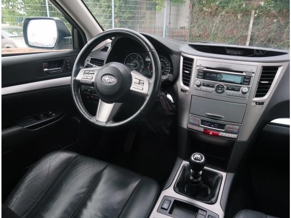 2012 Subaru OUTBACK - 7