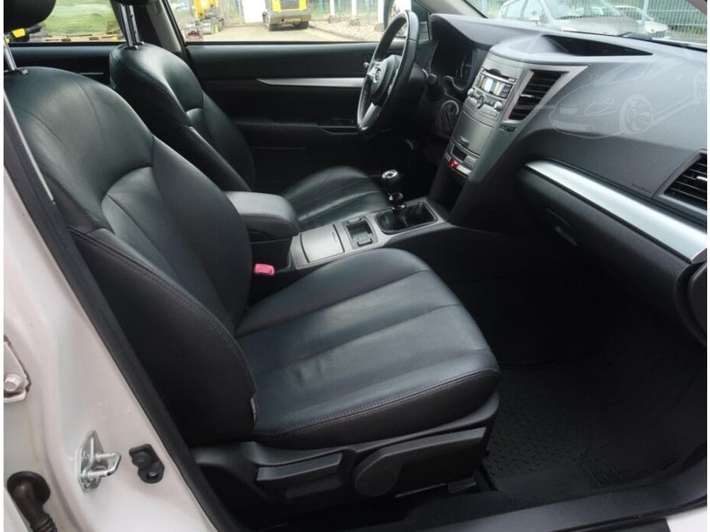 2012 Subaru OUTBACK - 9