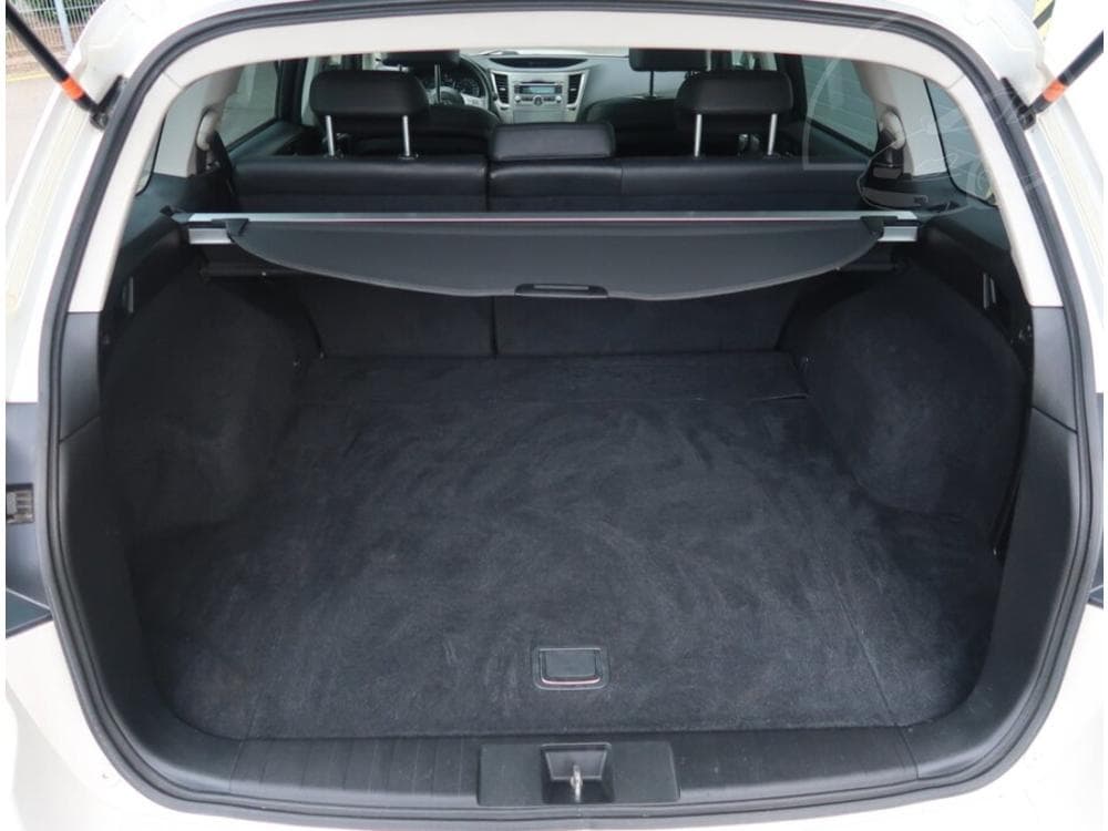 2012 Subaru OUTBACK - 13