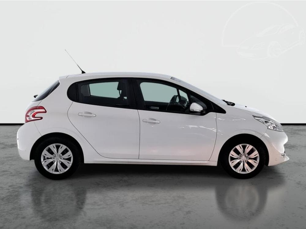2015 Peugeot 208 - 6