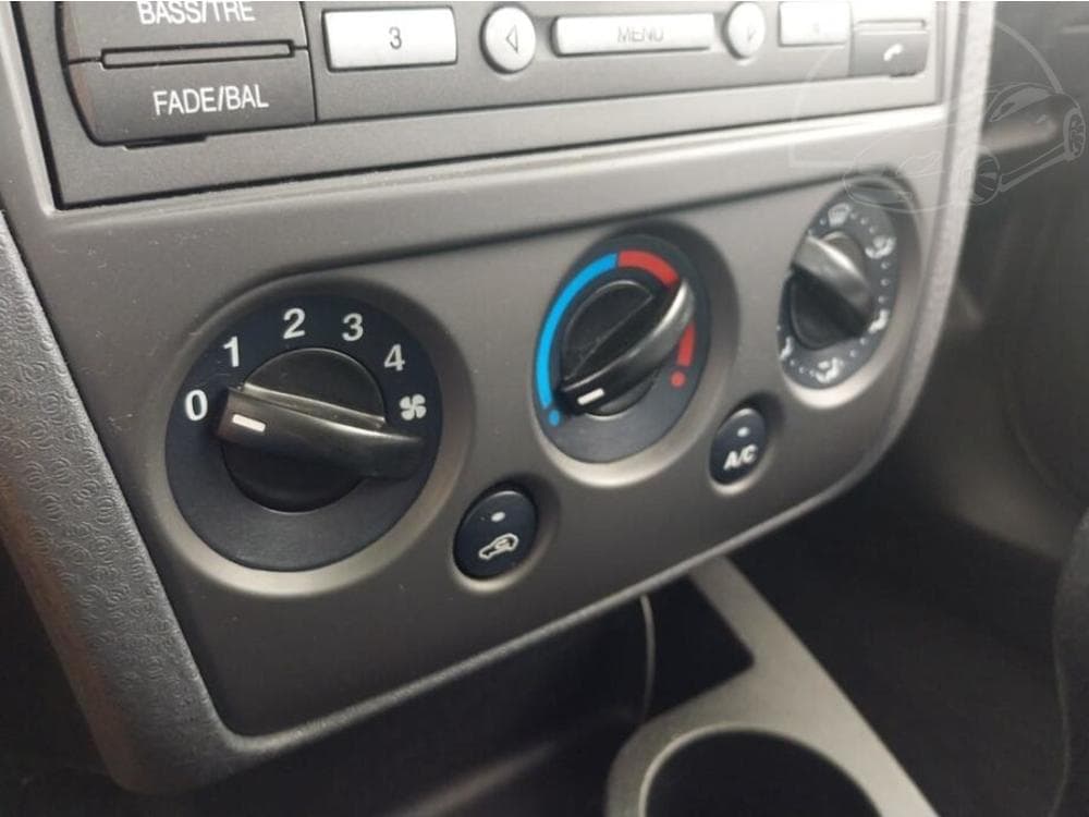 2010 Ford FUSION - 13