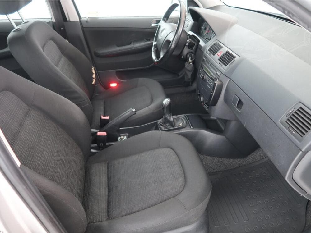 2006 Škoda FABIA - 9