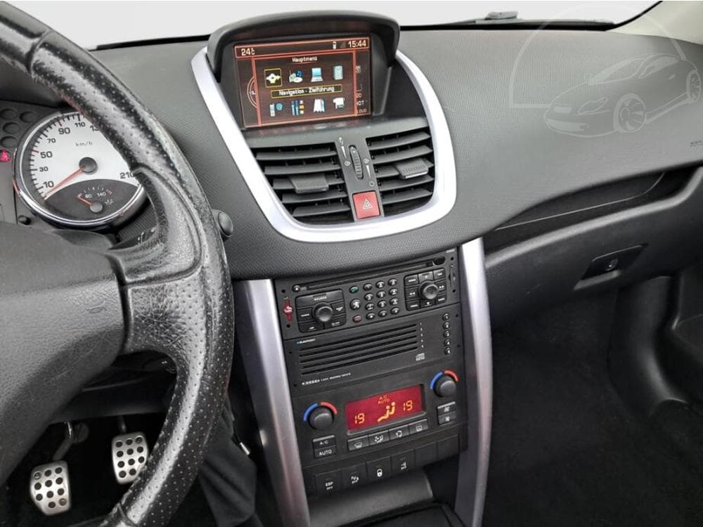 2007 Peugeot 207 - 11