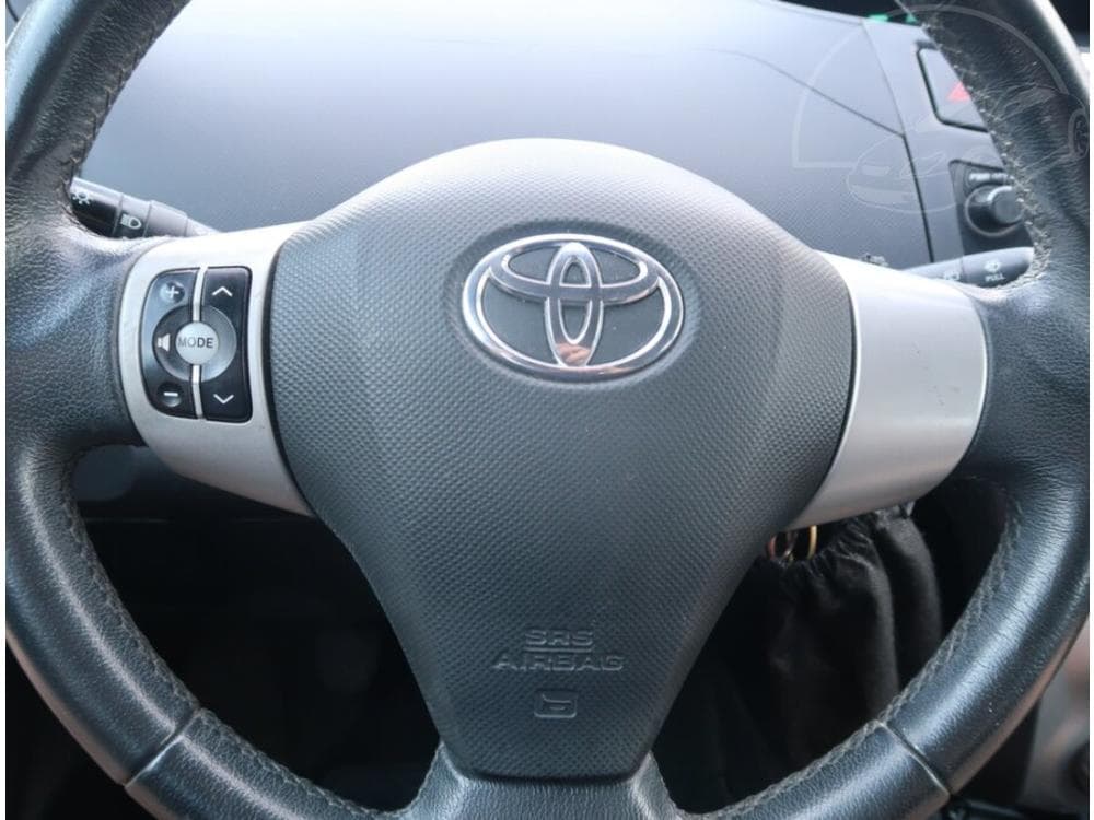 2008 Toyota YARIS - 14