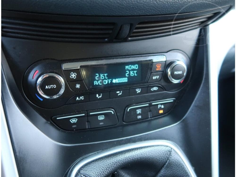 2011 Ford C-MAX - 12