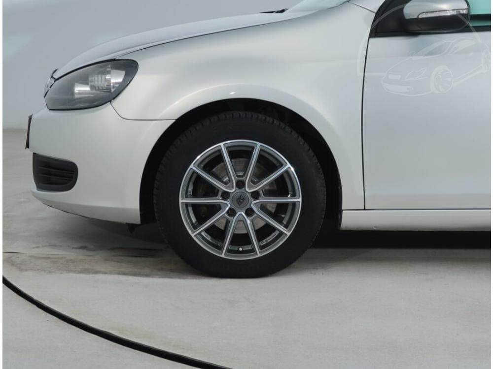 2009 Volkswagen GOLF - 14