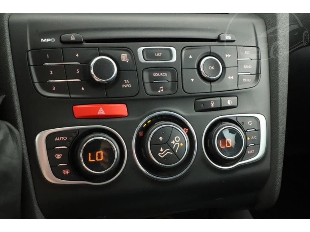 2012 Citroen C4 - 13