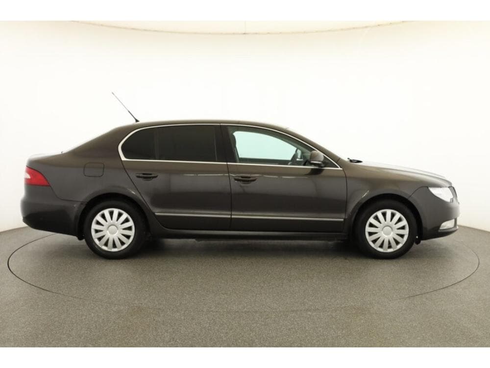 2008 Škoda SUPERB - 6
