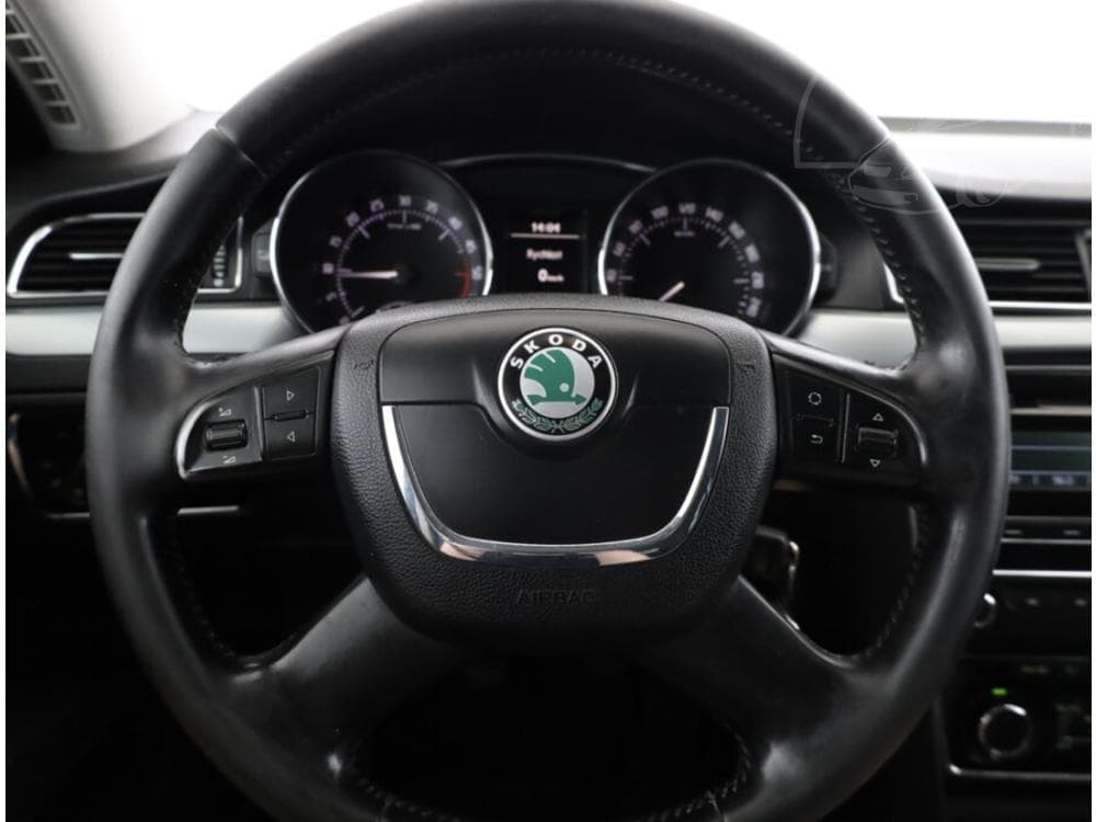 2008 Škoda SUPERB - 8