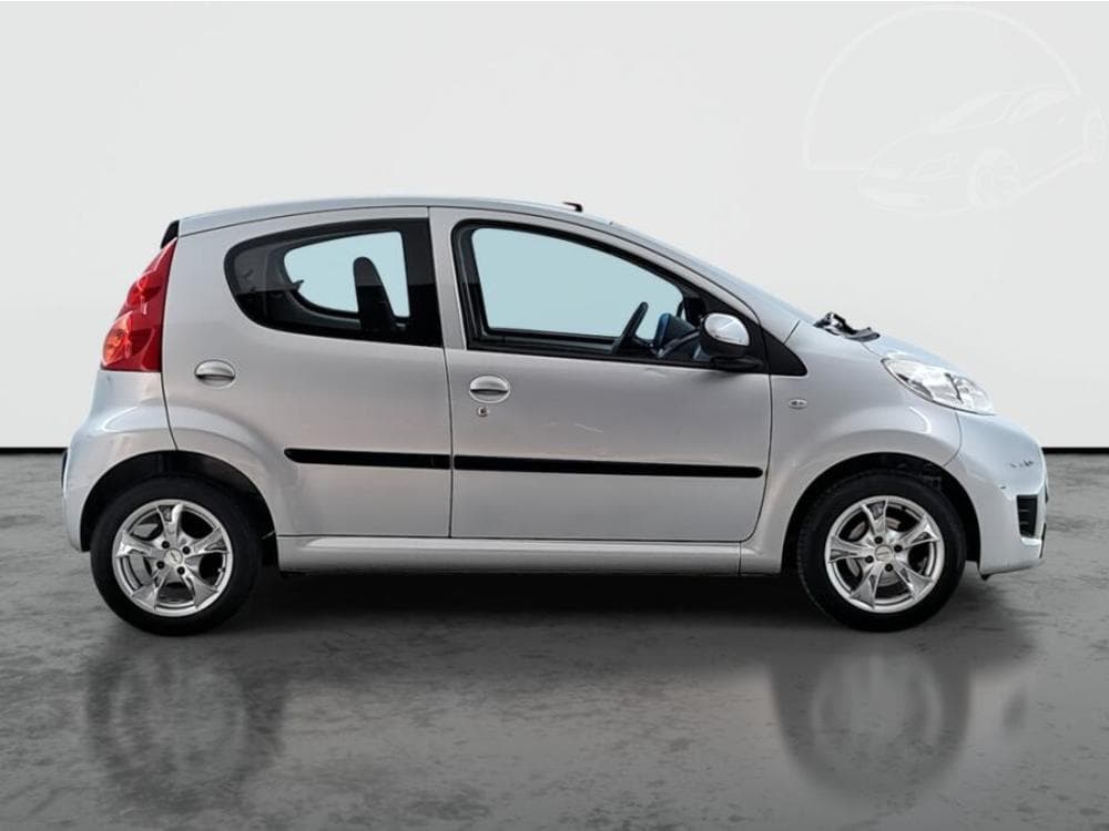 2011 Peugeot 107 - 6
