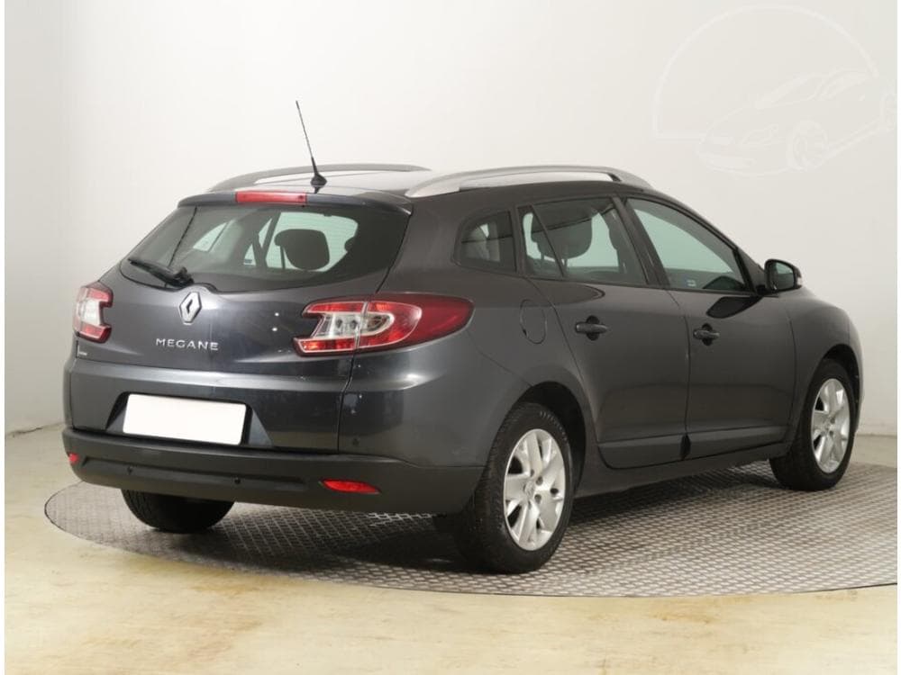 2011 Renault MEGANE - 5