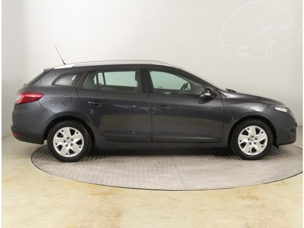 2011 Renault MEGANE - 6