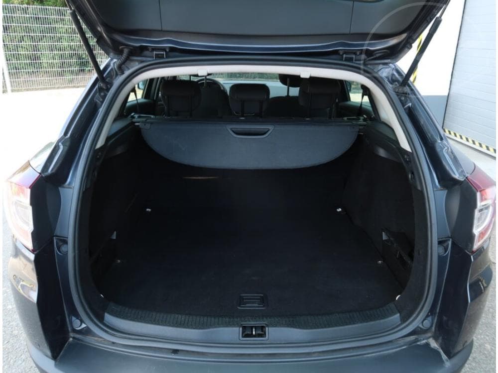 2011 Renault MEGANE - 13