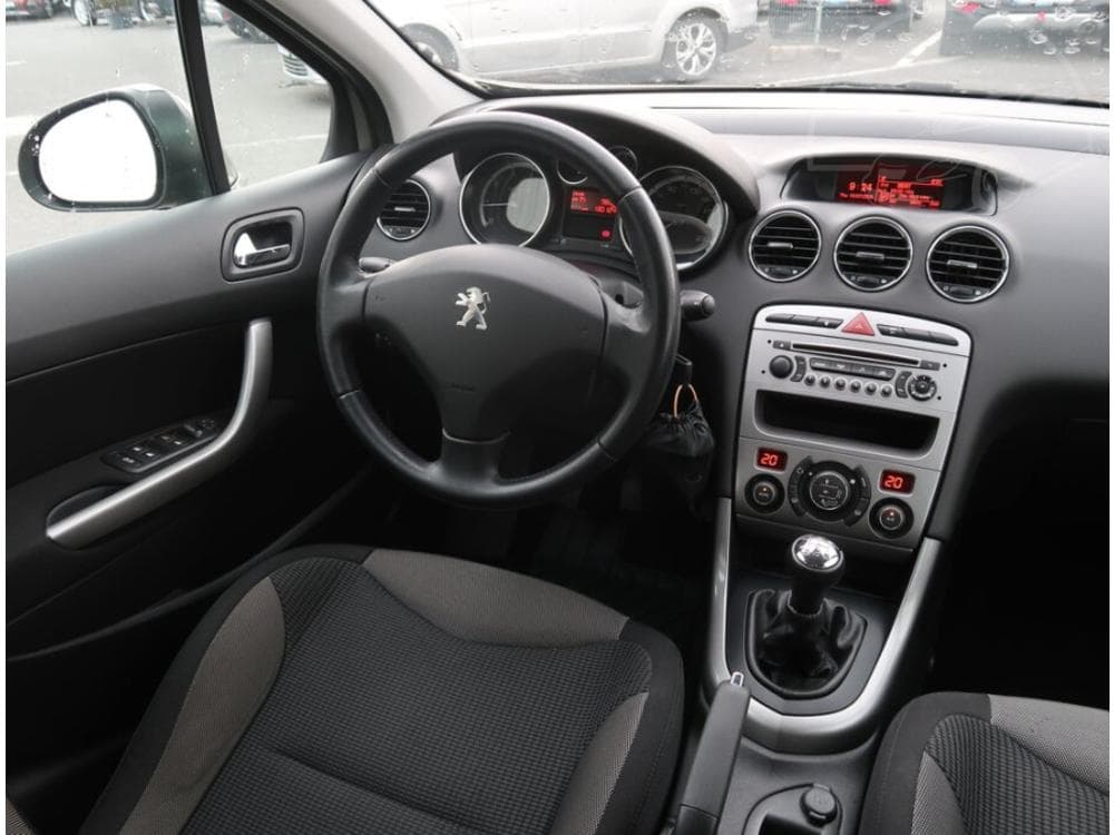 2012 Peugeot 308 - 7