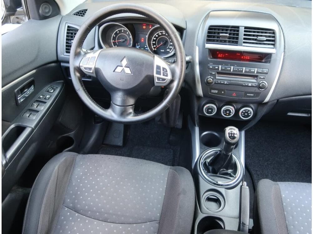 2012 Mitsubishi ASX - 7