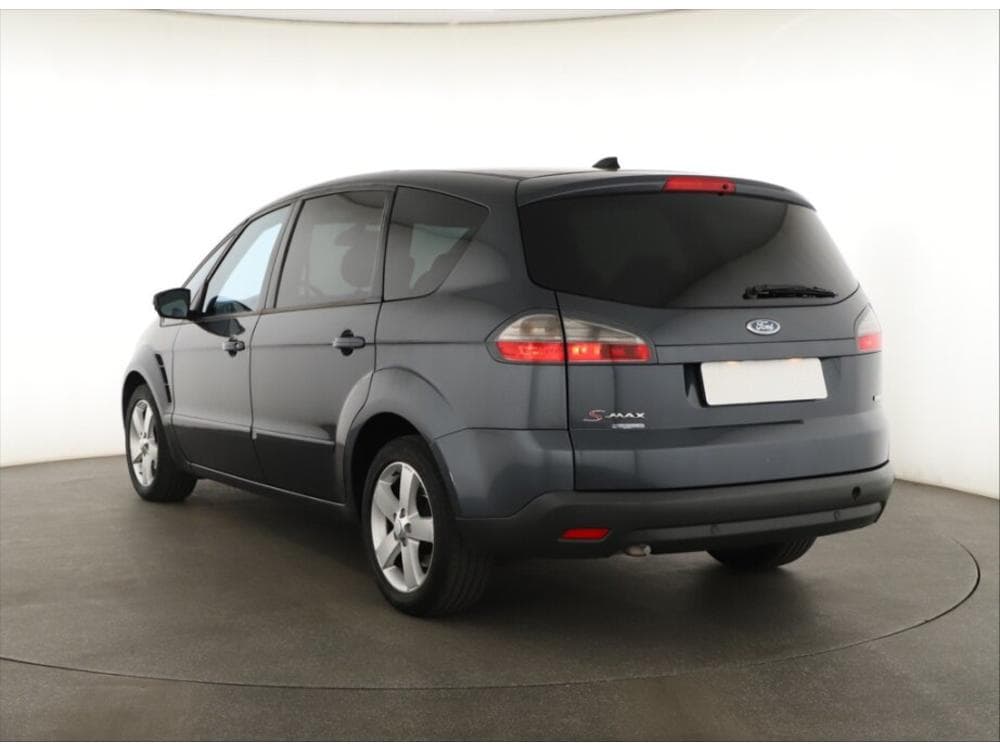 2008 Ford S-MAX - 4