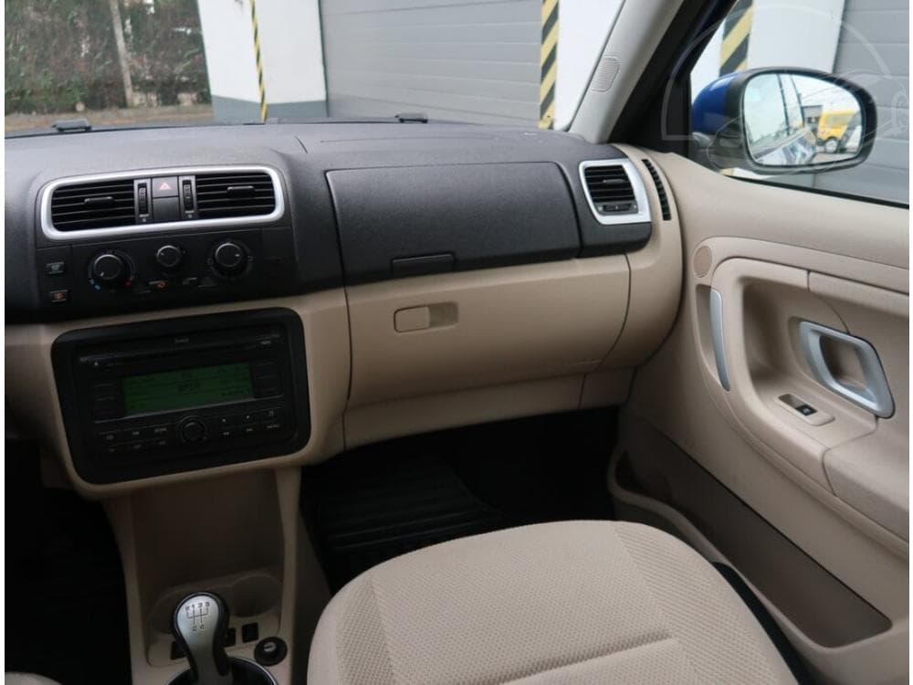 2007 Škoda FABIA - 8