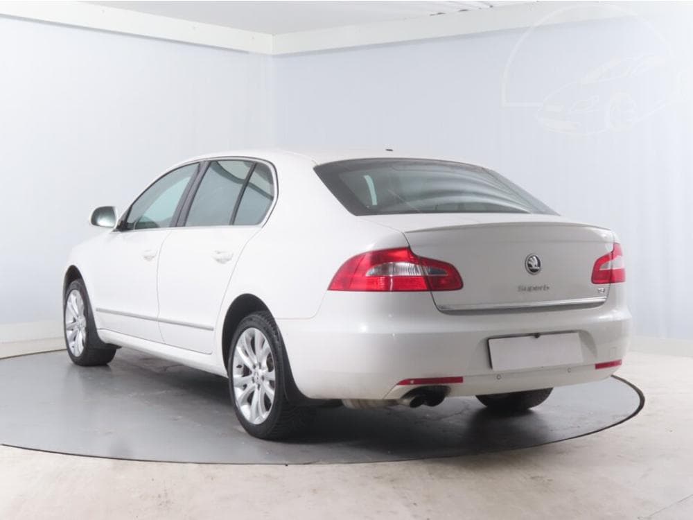 2012 Škoda SUPERB - 4