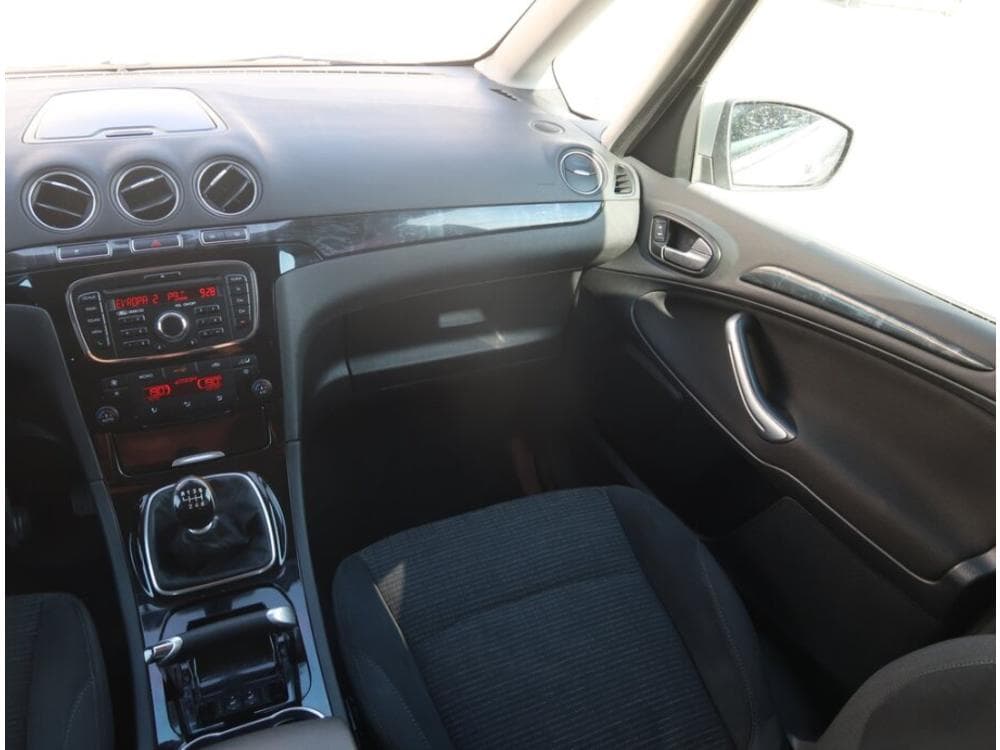 2010 Ford GALAXY - 8