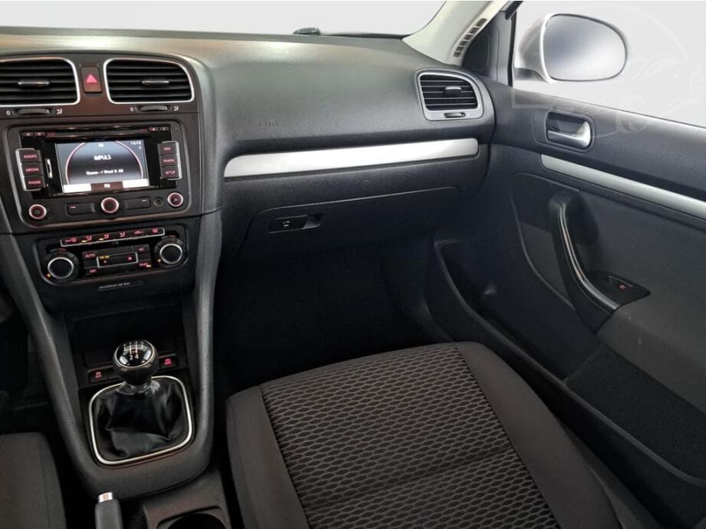 2010 Volkswagen GOLF - 8
