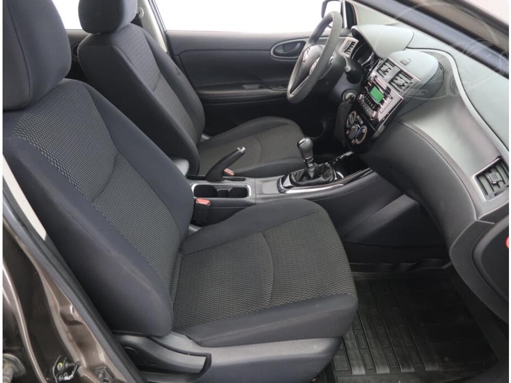 2015 Nissan PULSAR - 9